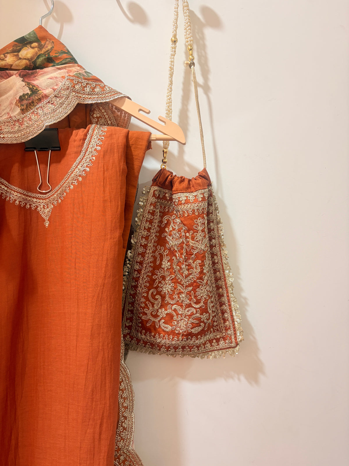 IdaraDesignsxHomake Mul Cotton Suit with embroidery and a Beautiful Matching Potli ( Rust Color, 4 Pc)